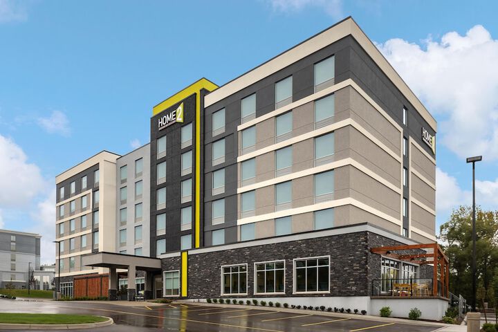Exterior of Home2 Suites by Hilton Woodstock On