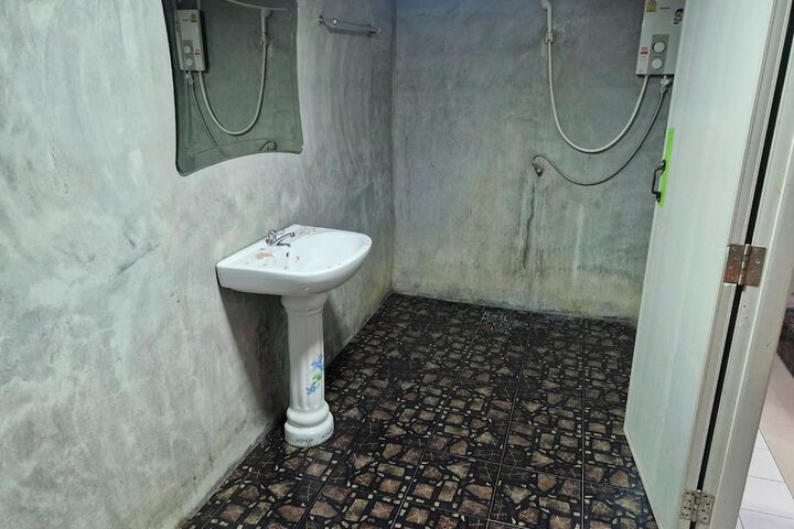 Room 95 of 125