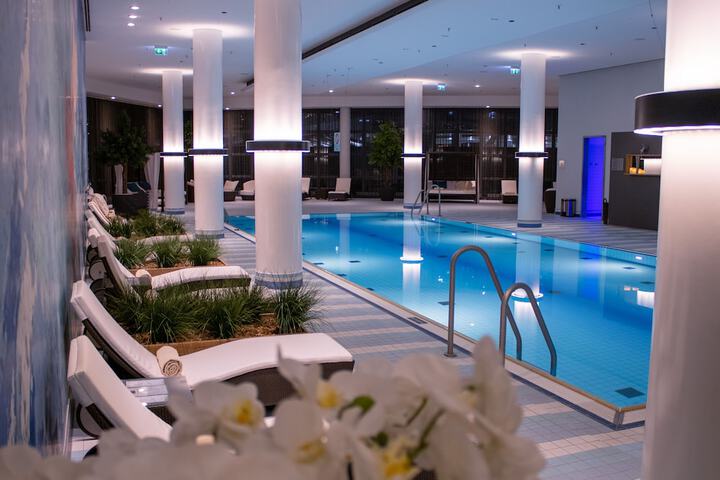 Pool 62 of 124