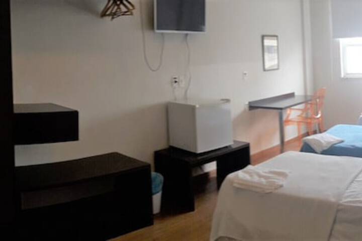 Room 9 of 26