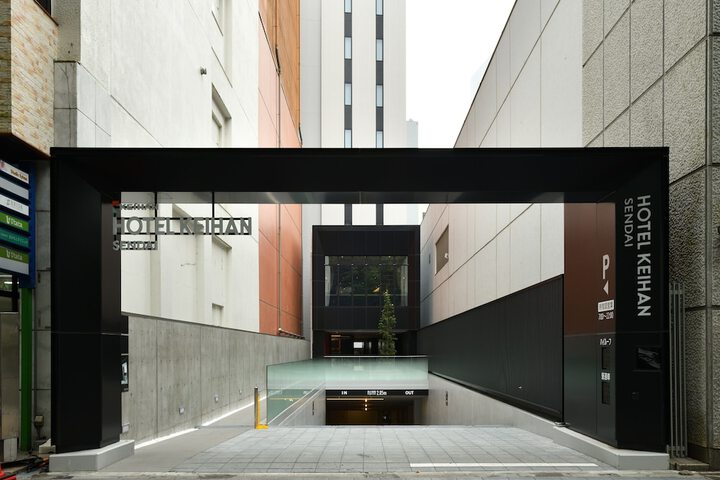 Hotel 74 of 83