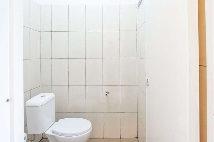 Room 12 of 27