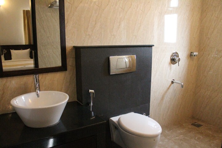 Room 15 of 41