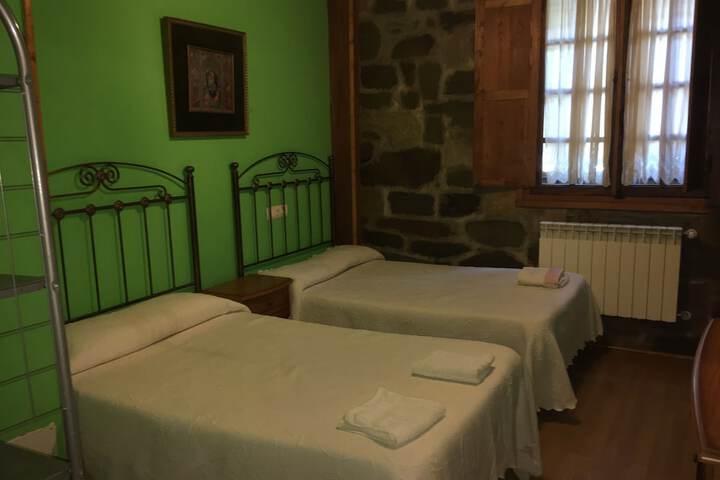 Room 10 of 63