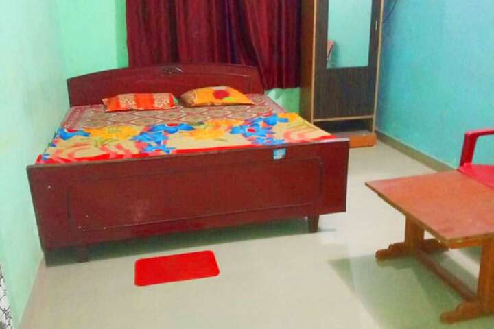 Room 16 of 26