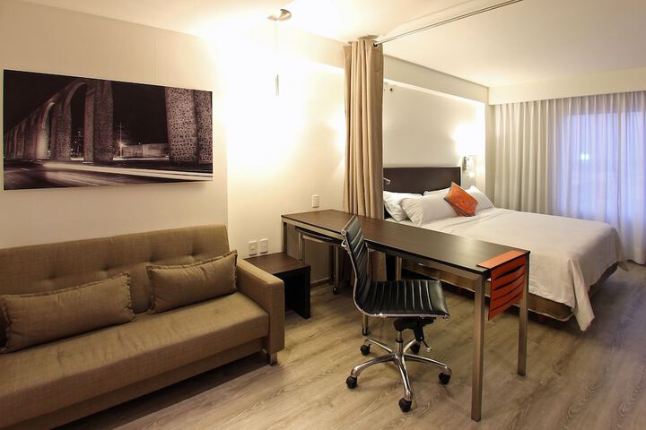 Room 17 of 60
