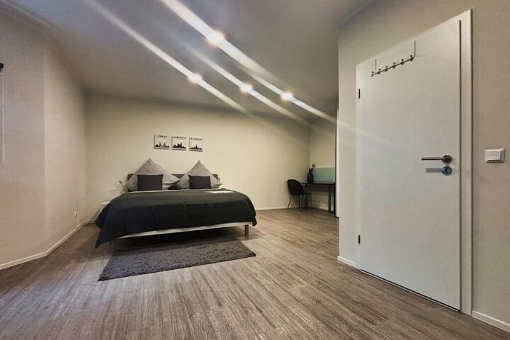 Room 22 of 60