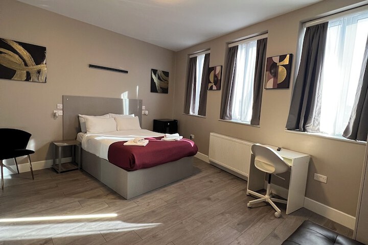 Room 42 of 91