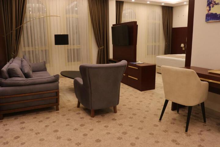 Photo of Golden Airport Hotel