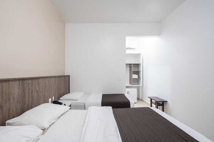 Room 8 of 39