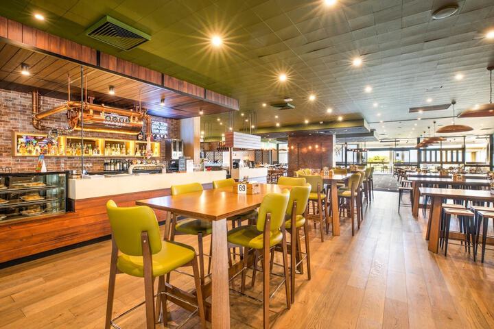 Dining Photos