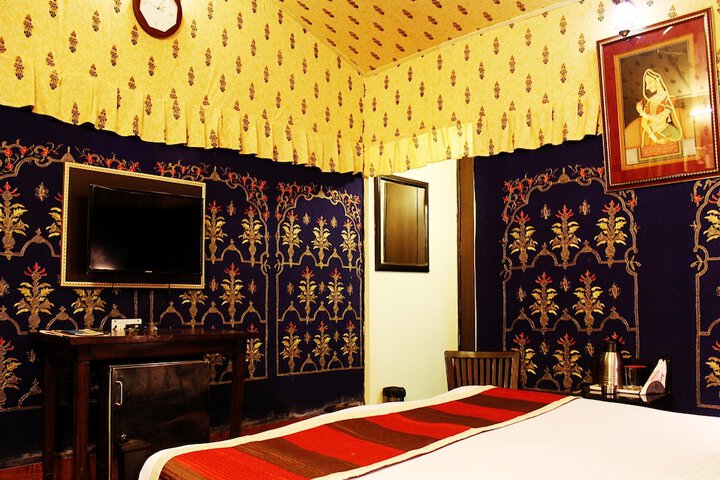 Room 13 of 13