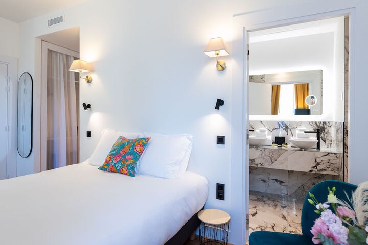 Room 8 of 29