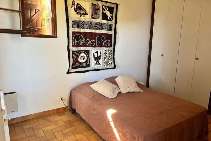 Room 3 of 31