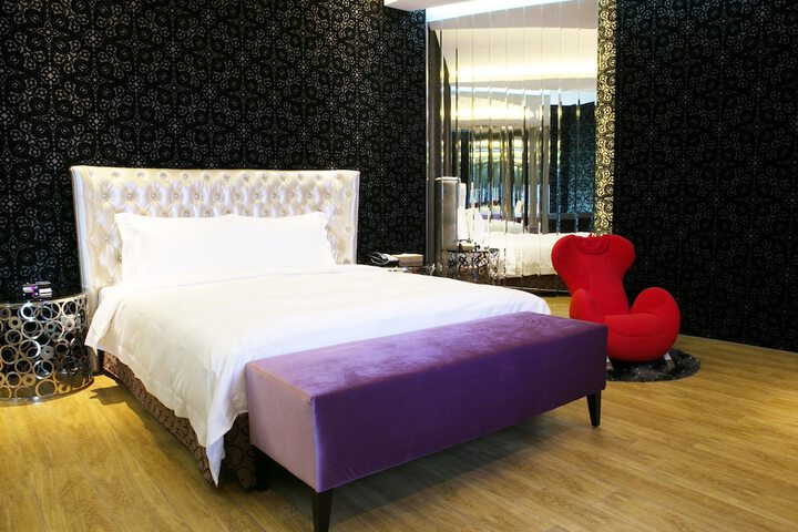 Room 10 of 55