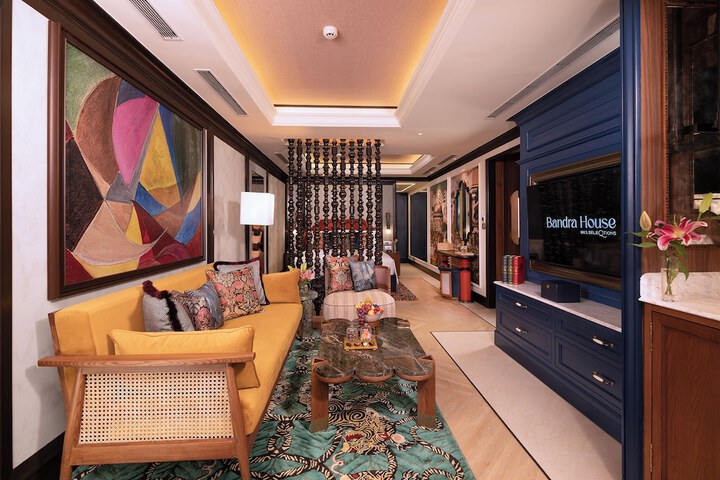 Room 8 of 15