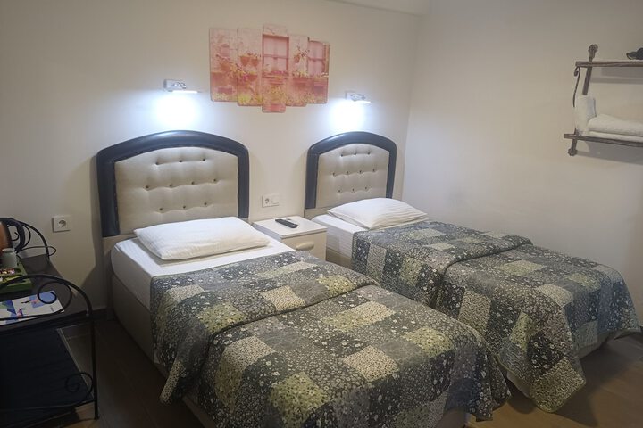 Room 26 of 125
