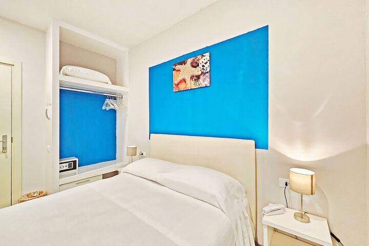 Room 41 of 82