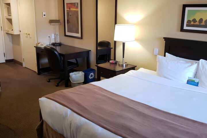 Room 9 of 44