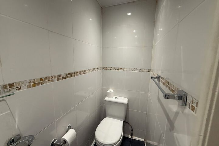 Room 105 of 126
