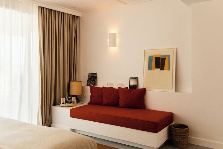 Room 49 of 205