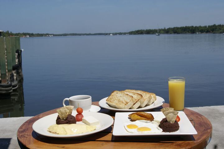 Breakfast meal