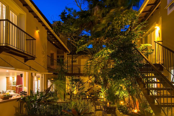 Hotel Exterior 99 of 105