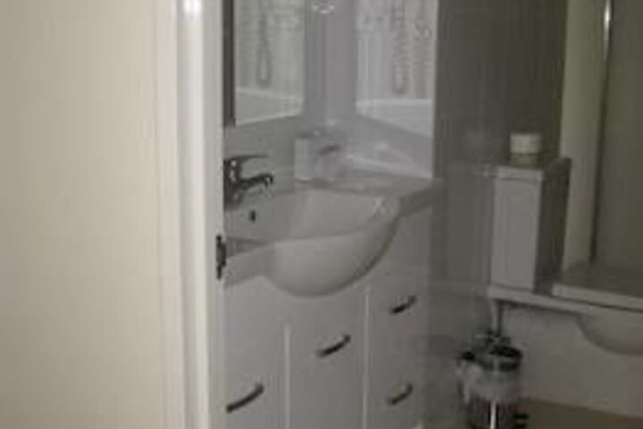 Room 5 of 47