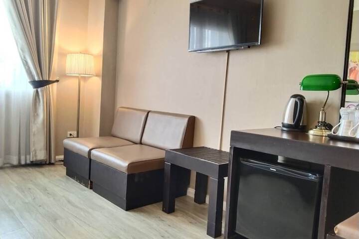 Room 15 of 23