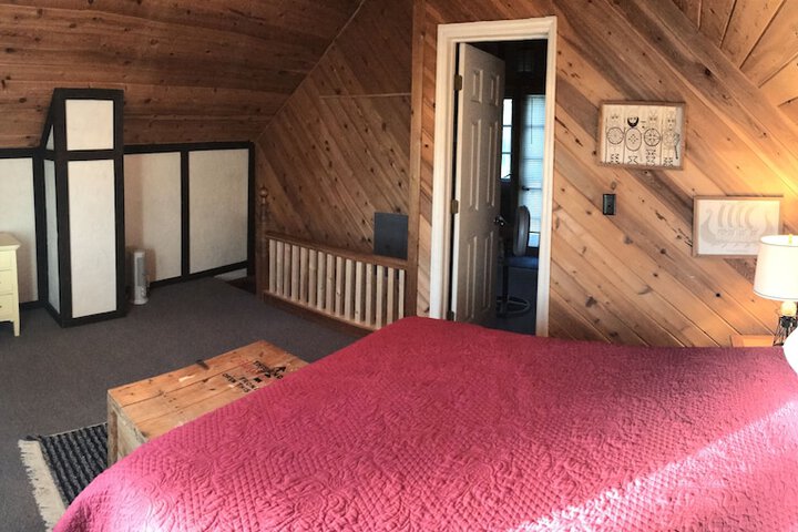 Room 44 of 146