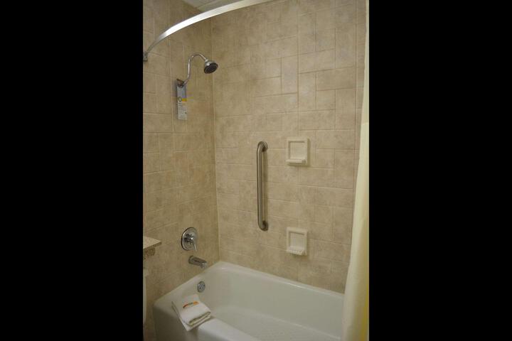 Double Bed Accessible (8 of 24)