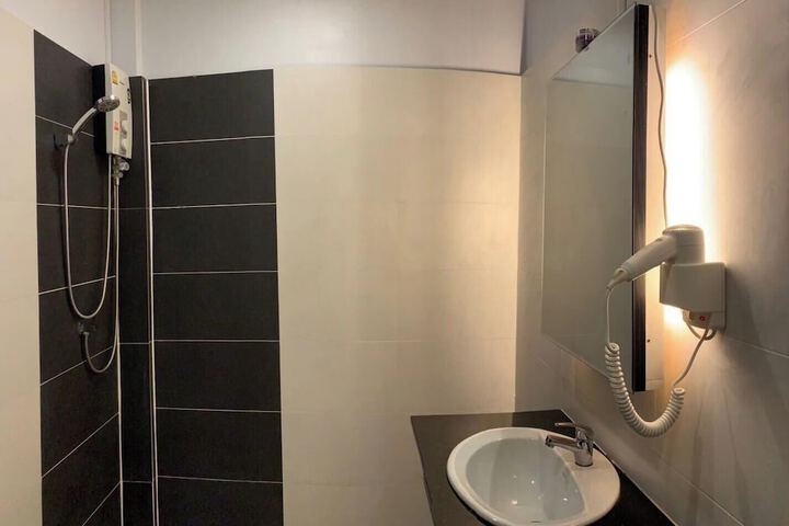 Room 35 of 44