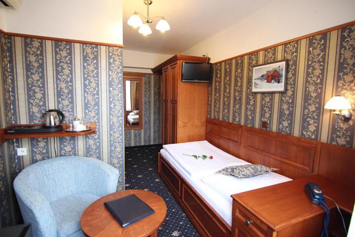 Inside Room Photo