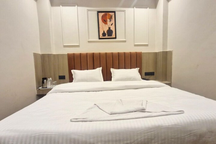 Room 14 of 17