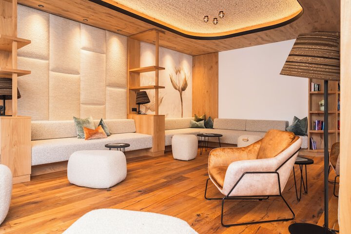 Lobby Photos