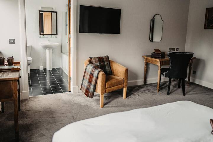 Room 12 of 52