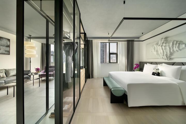 Room 36 of 225