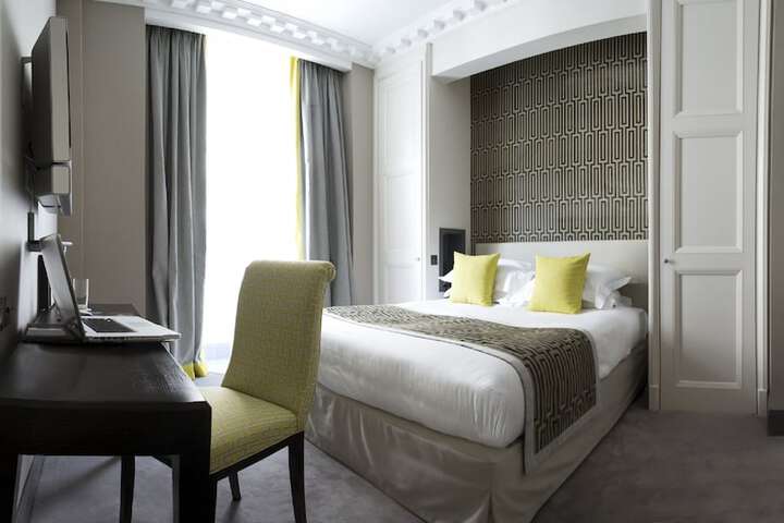 Room 5 of 64