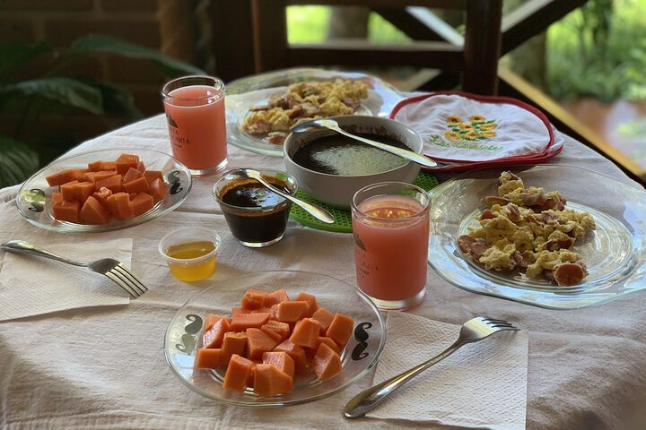 Breakfast/Coffee Service 130 of 230