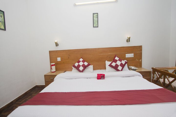 Room 12 of 20