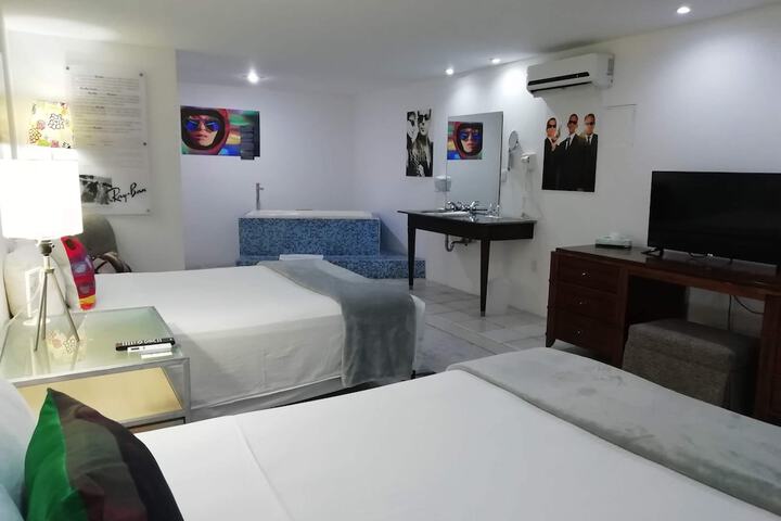 Room 15 of 27