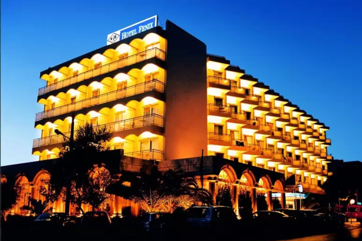 Exterior of FENIX HOTEL