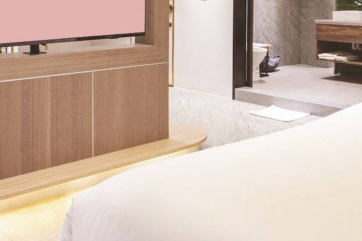 Hotel Interior 2 of 118