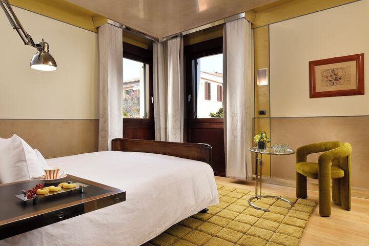 Room 49 of 119
