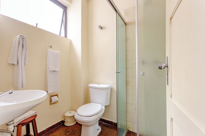 Room 45 of 80