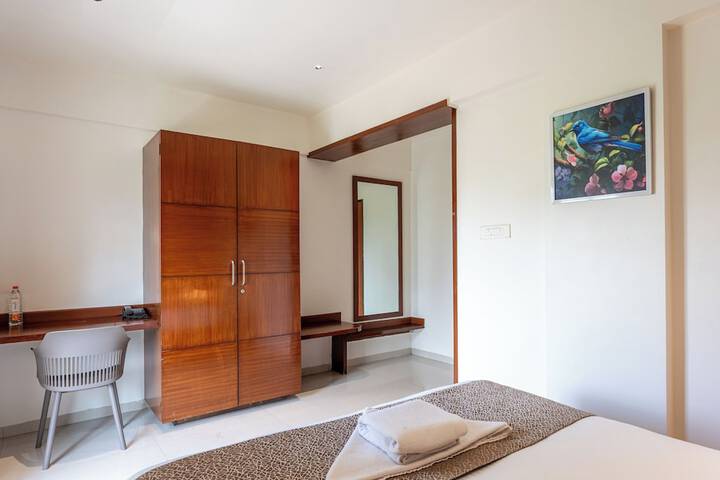 Room 11 of 47