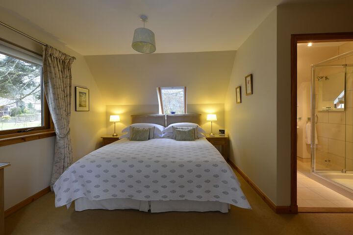 Room 4 of 24
