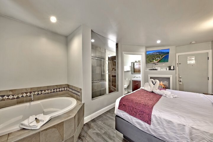 Standard | King Bed (9 of 36)