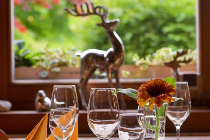 Dining 22 of 41