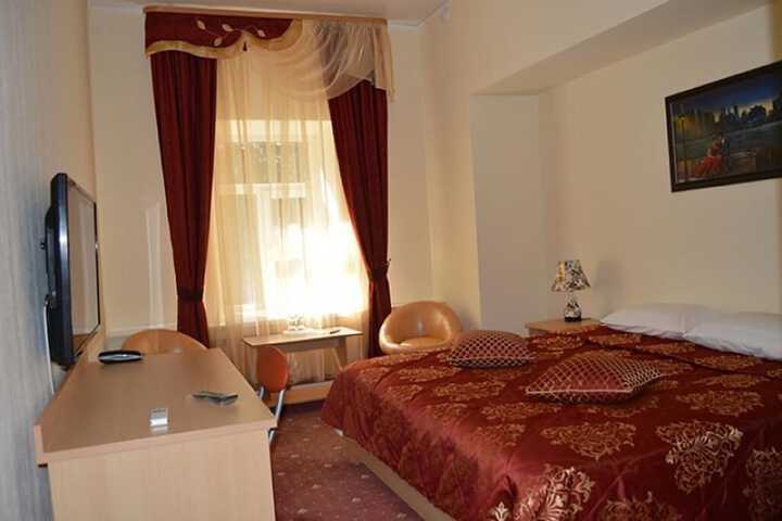 Room 14 of 19